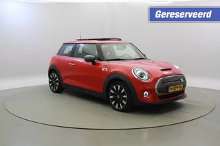 MINI Electric Cooper Yours 33 kWh - Panorama, Carplay, Stoelverw. SOH 95% GERESERVEERD!!!