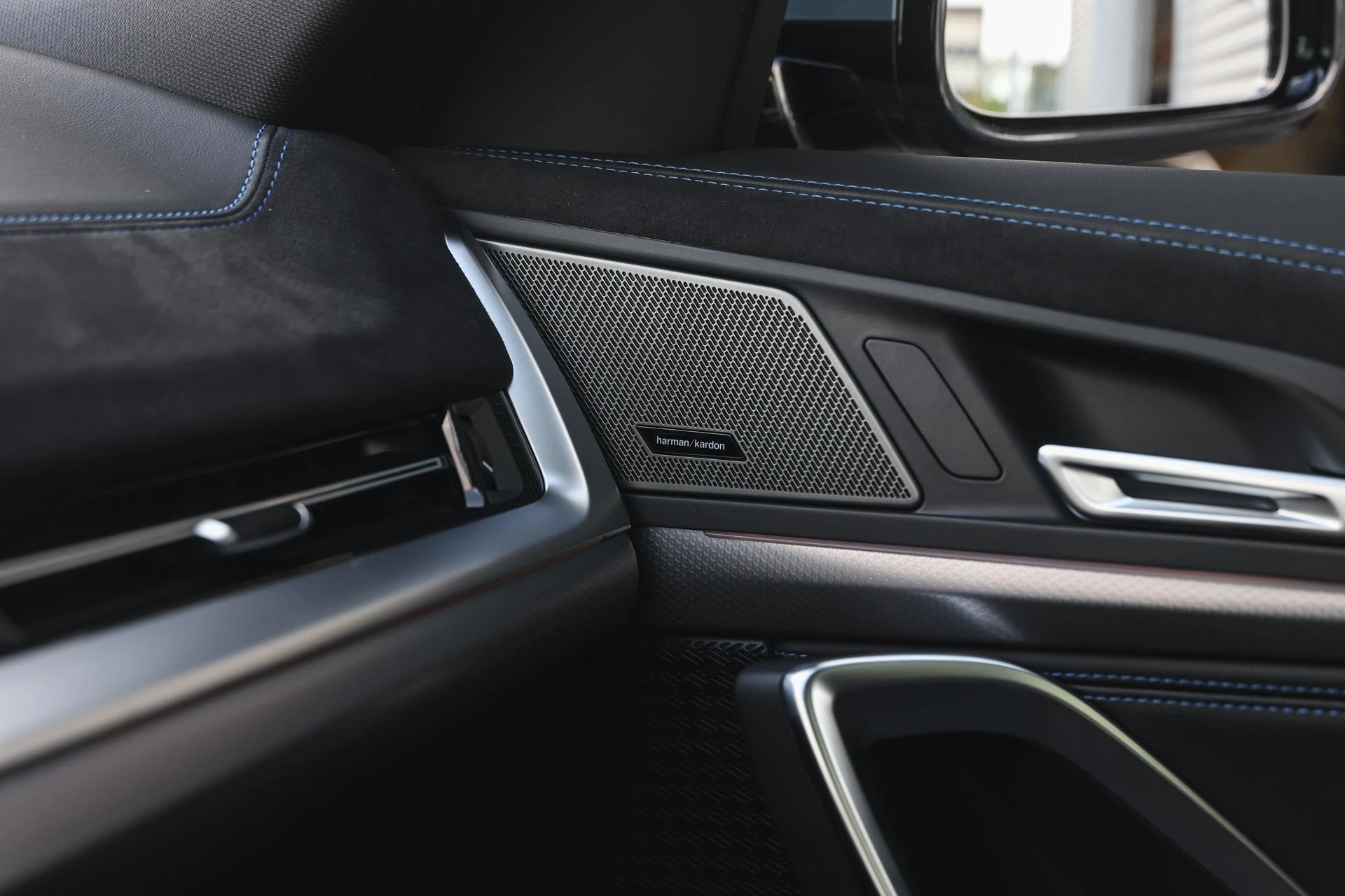 Hoofdafbeelding BMW iX2
