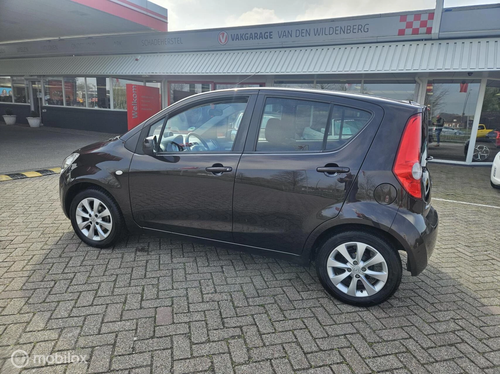 Hoofdafbeelding Opel Agila