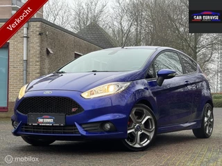 Hoofdafbeelding Ford Fiesta Ford Fiesta 1.6 ST2 182 PK/AC/LMV/DO/ Camera/NETTE STAAT