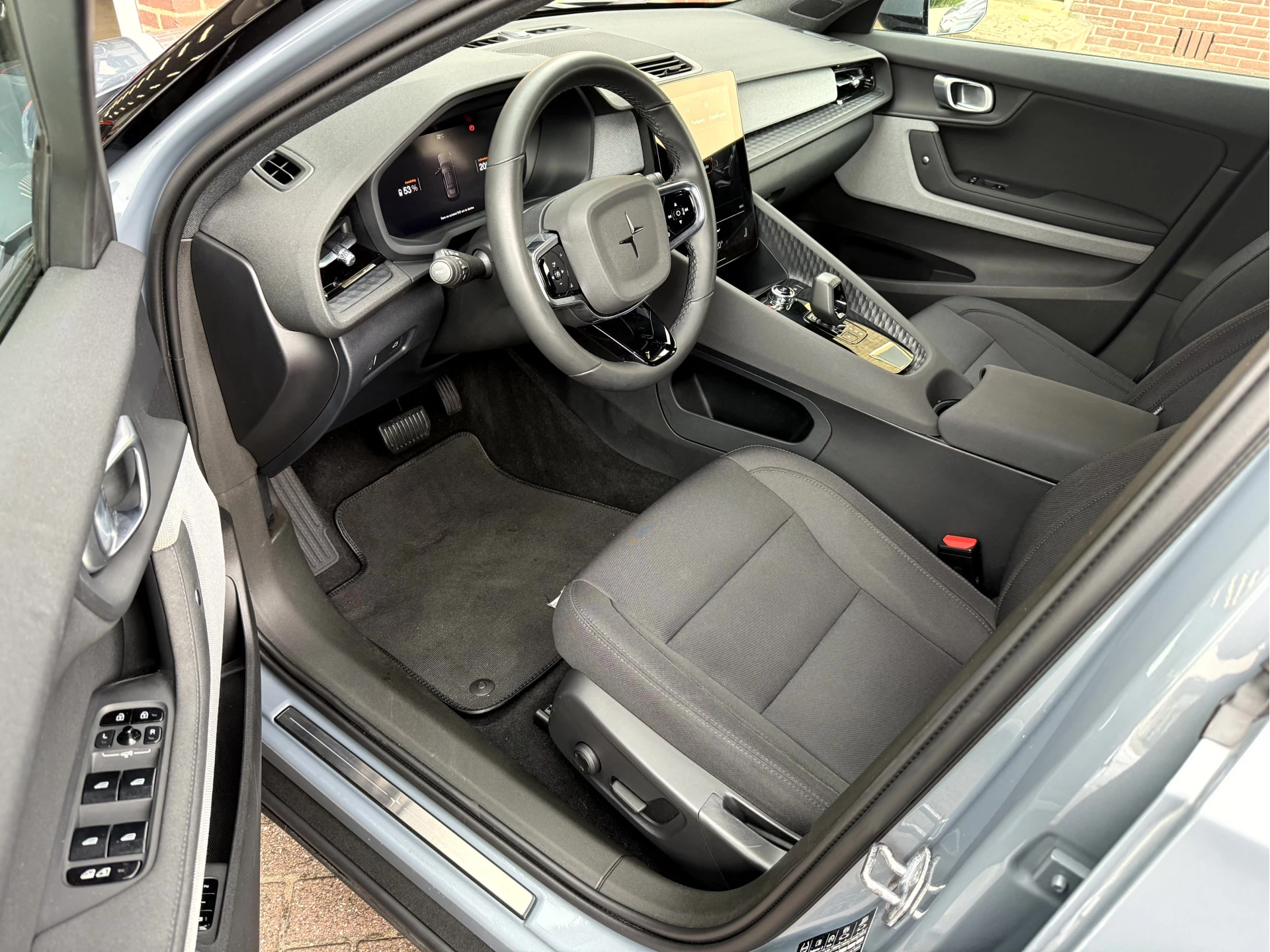 Hoofdafbeelding Polestar 2
