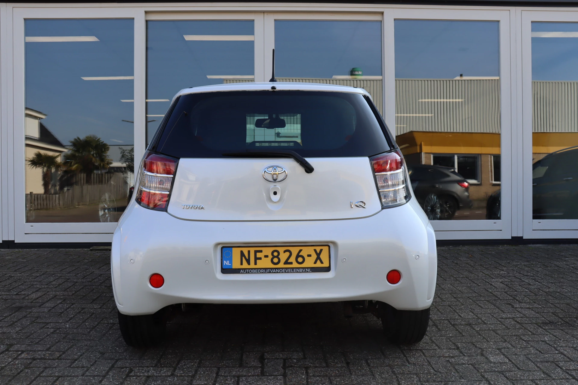 Hoofdafbeelding Toyota iQ