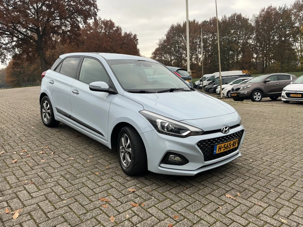 Hoofdafbeelding Hyundai i20