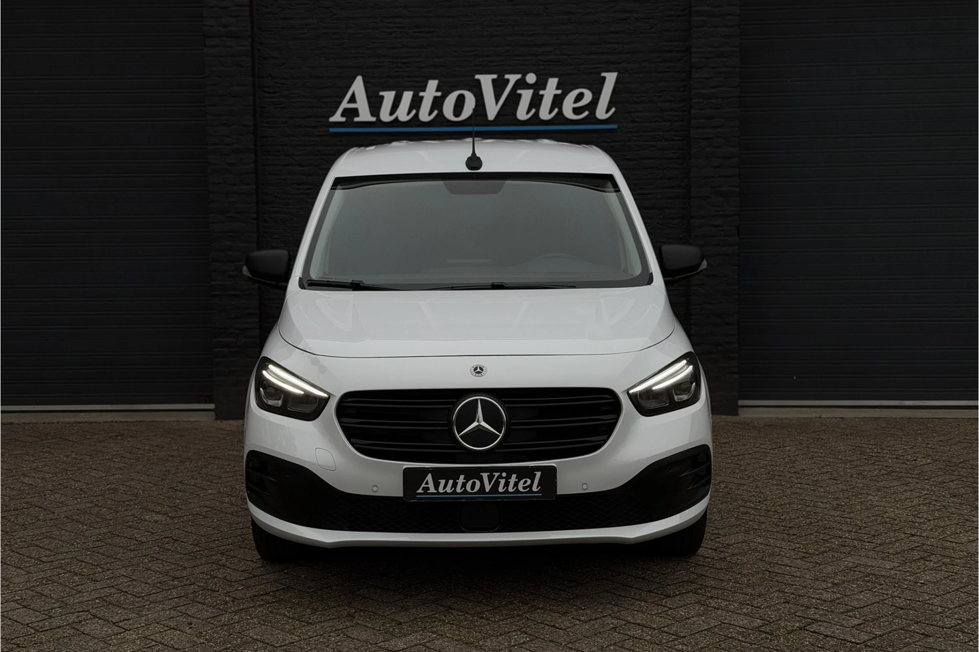 Hoofdafbeelding Mercedes-Benz eCitan