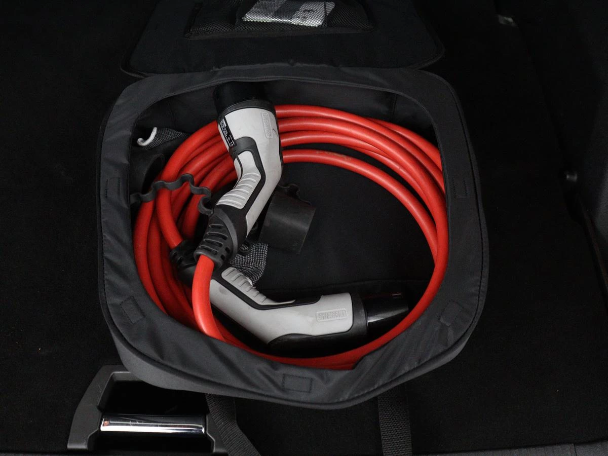 Hoofdafbeelding Peugeot e-2008