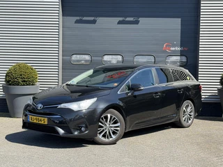Hoofdafbeelding Toyota Avensis Toyota Avensis Touring Sports 1.8 VVT-i Executive | Navigatie | DAB | Camera | Cruise Control | Trekhaak |