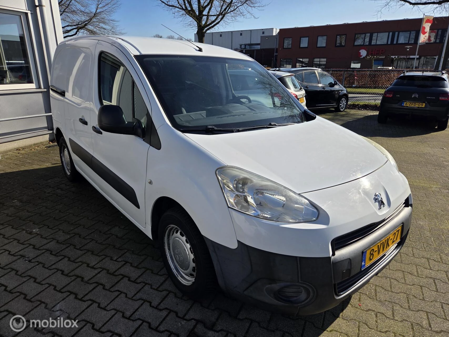 Hoofdafbeelding Peugeot Partner