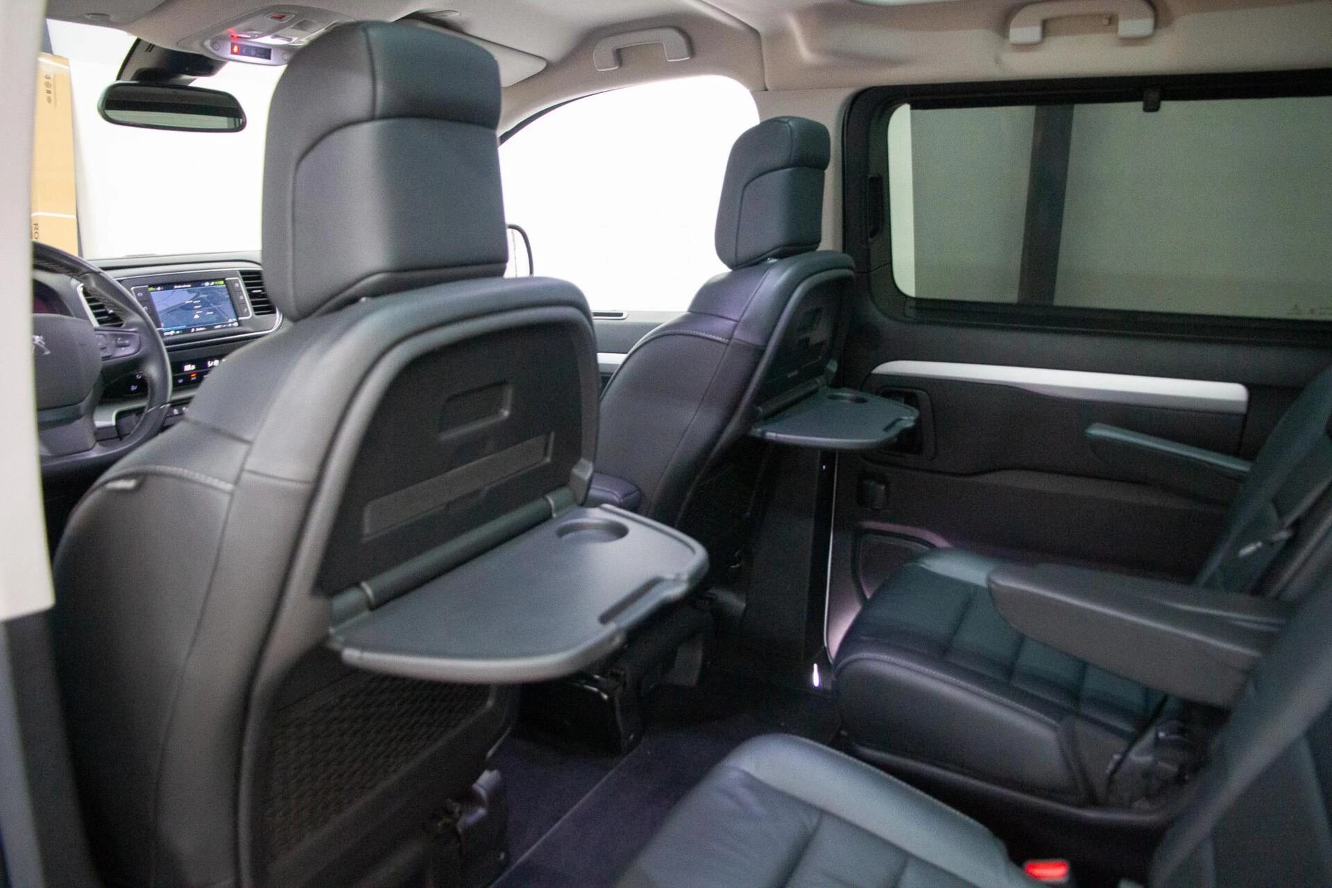 Hoofdafbeelding Peugeot e-Traveller