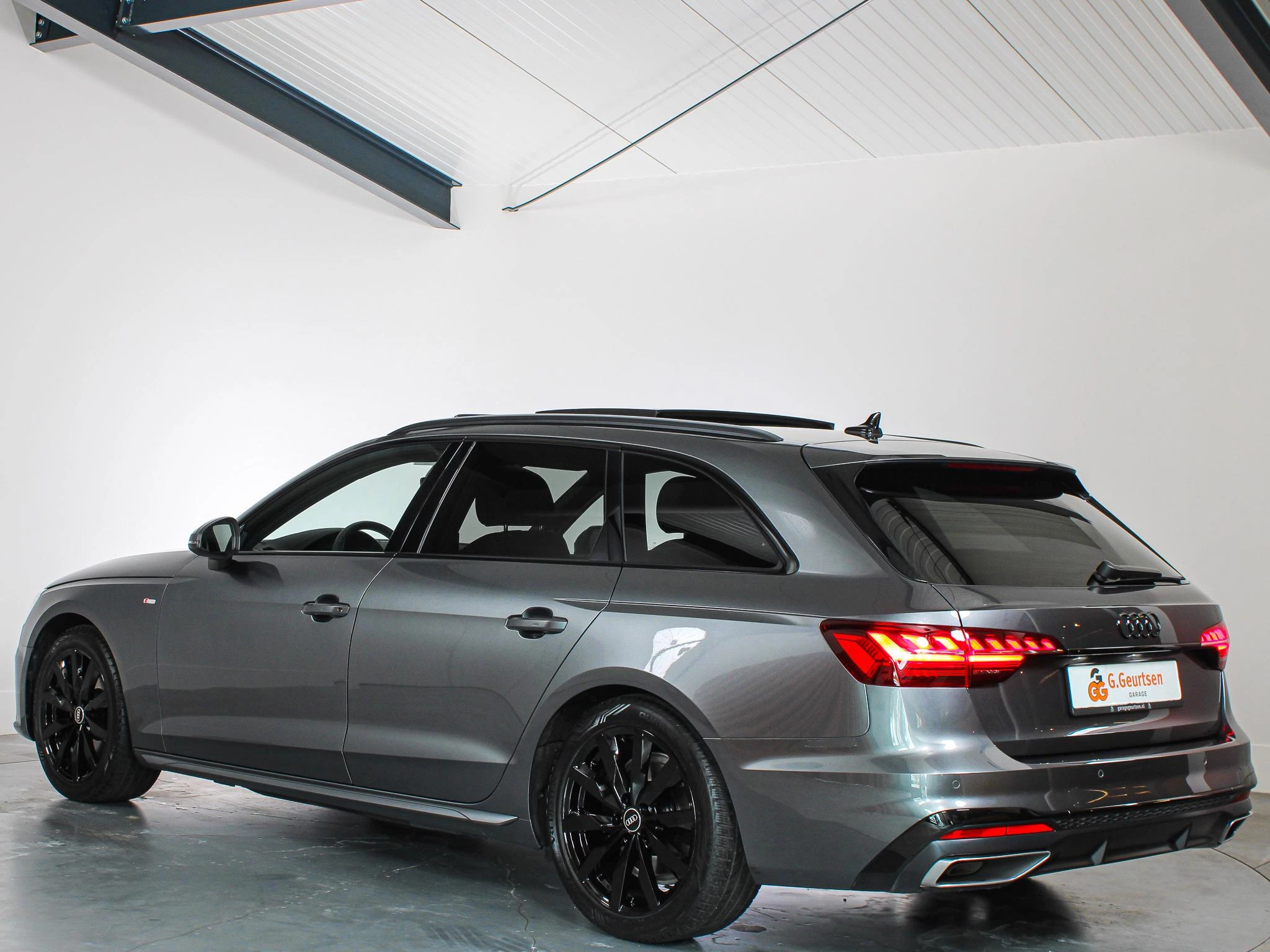 Hoofdafbeelding Audi A4