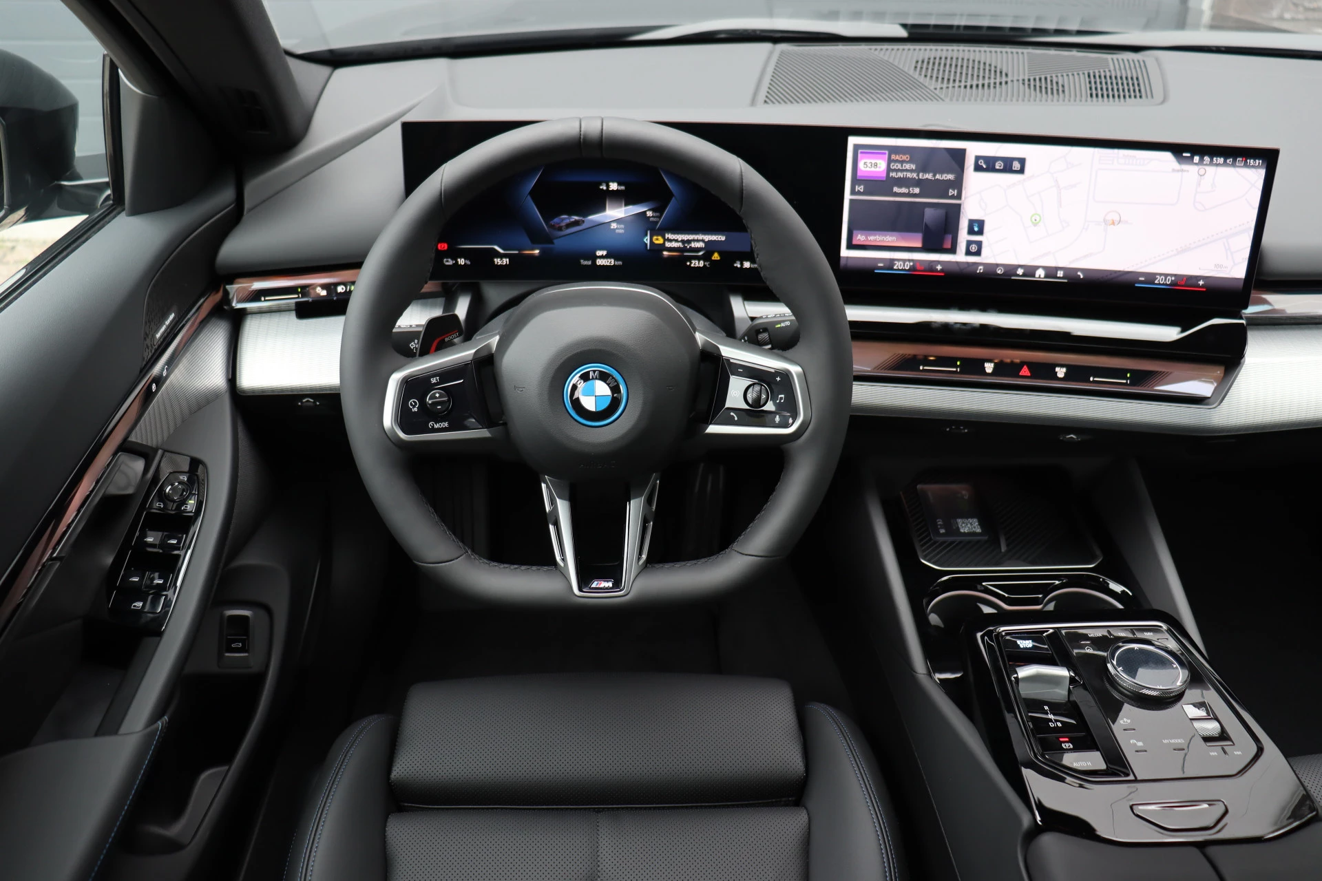 Hoofdafbeelding BMW i5