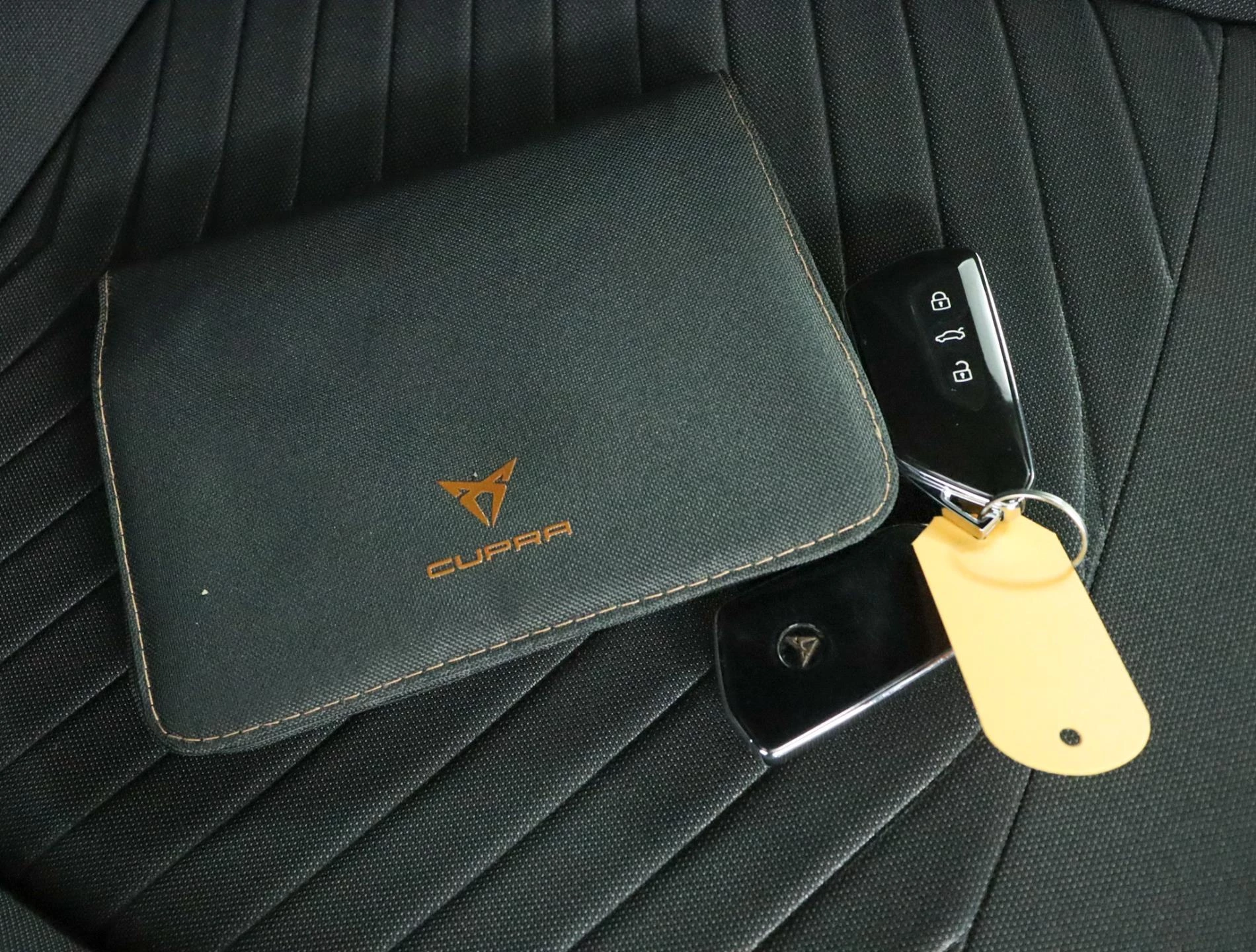 Hoofdafbeelding CUPRA Born