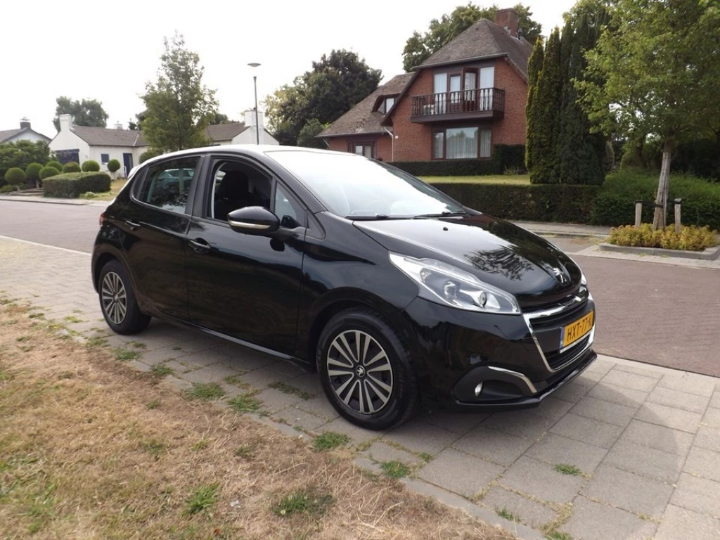 Hoofdafbeelding Peugeot 208