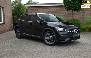 Hoofdafbeelding Mercedes-Benz GLA Mercedes-Benz GLA-klasse 250 e Business Solution AMG Limited 1e Eig 218 PK Widescreen Sfeerverlichting Camera 19''