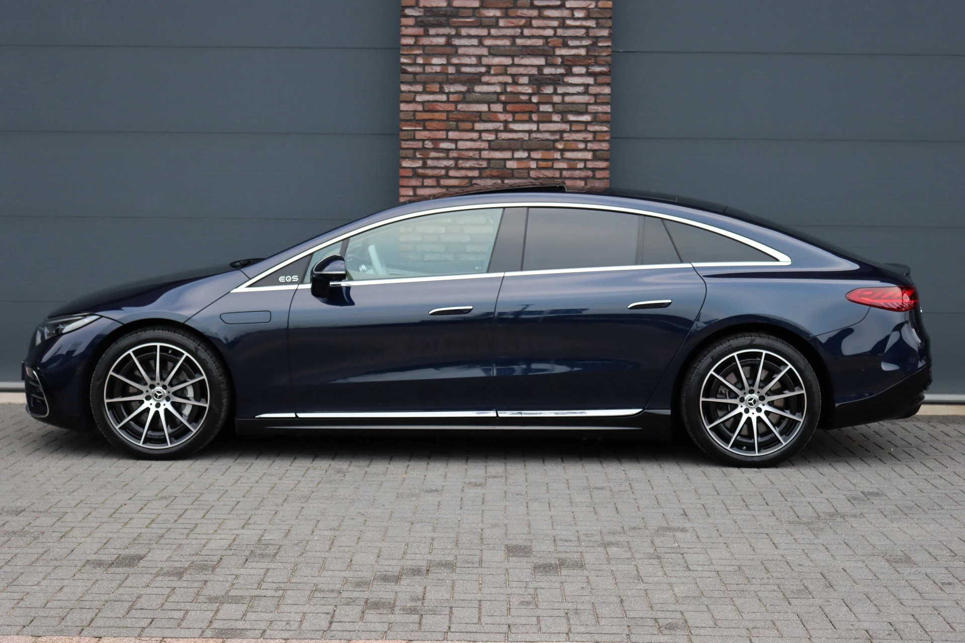 Hoofdafbeelding Mercedes-Benz EQS