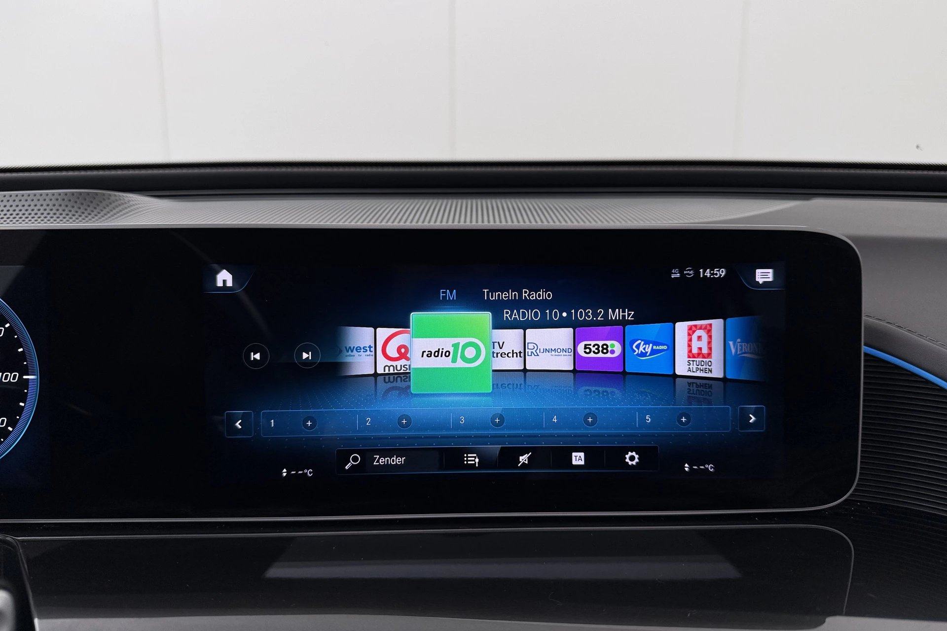 Hoofdafbeelding Mercedes-Benz EQC