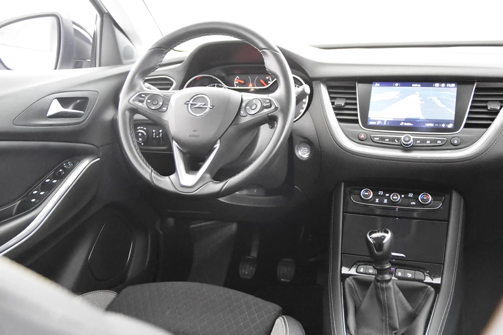 Hoofdafbeelding Opel Grandland X