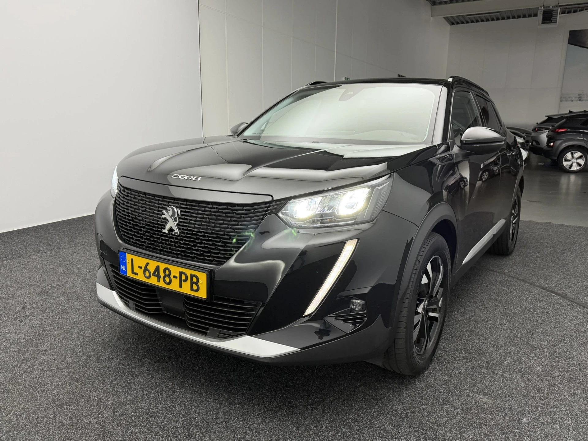 Hoofdafbeelding Peugeot e-2008