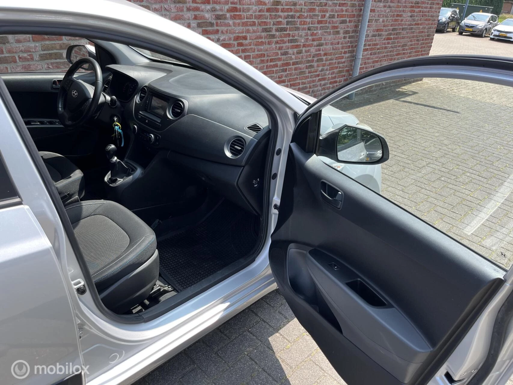 Hoofdafbeelding Hyundai i10