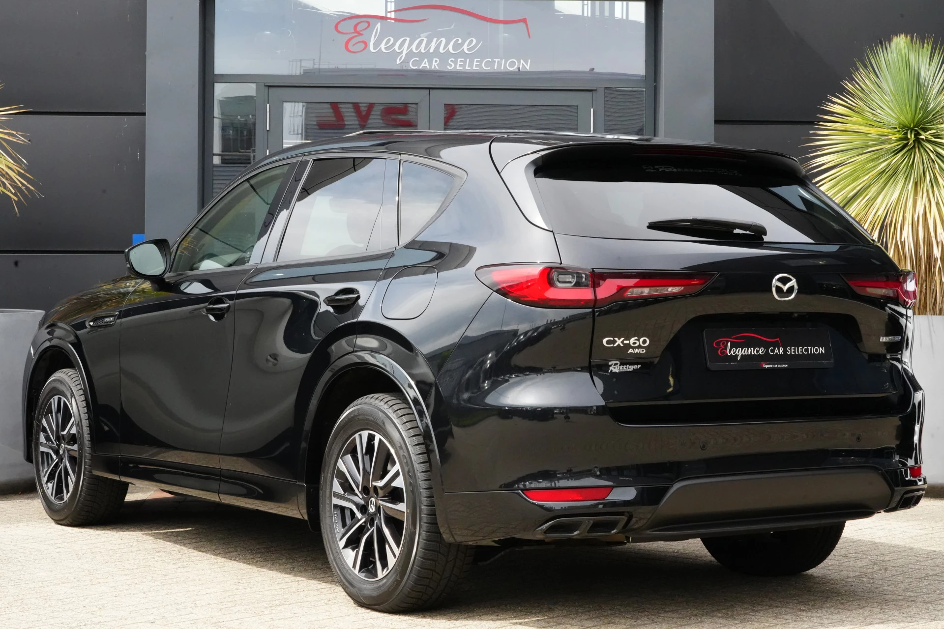 Hoofdafbeelding Mazda CX-60
