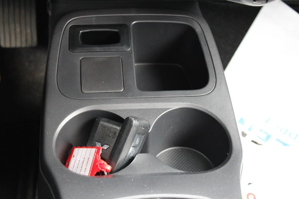 Hoofdafbeelding Mitsubishi Space Star