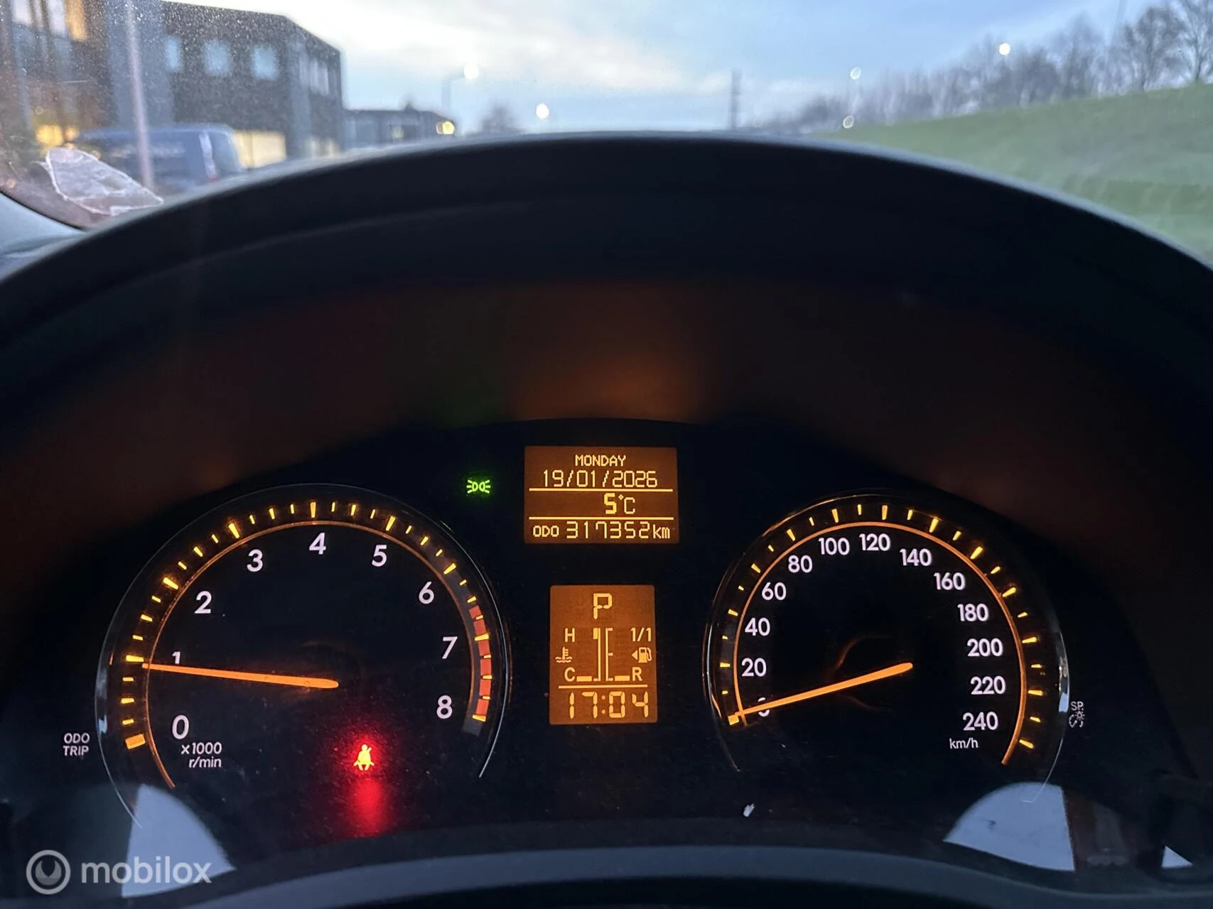 Hoofdafbeelding Toyota Avensis