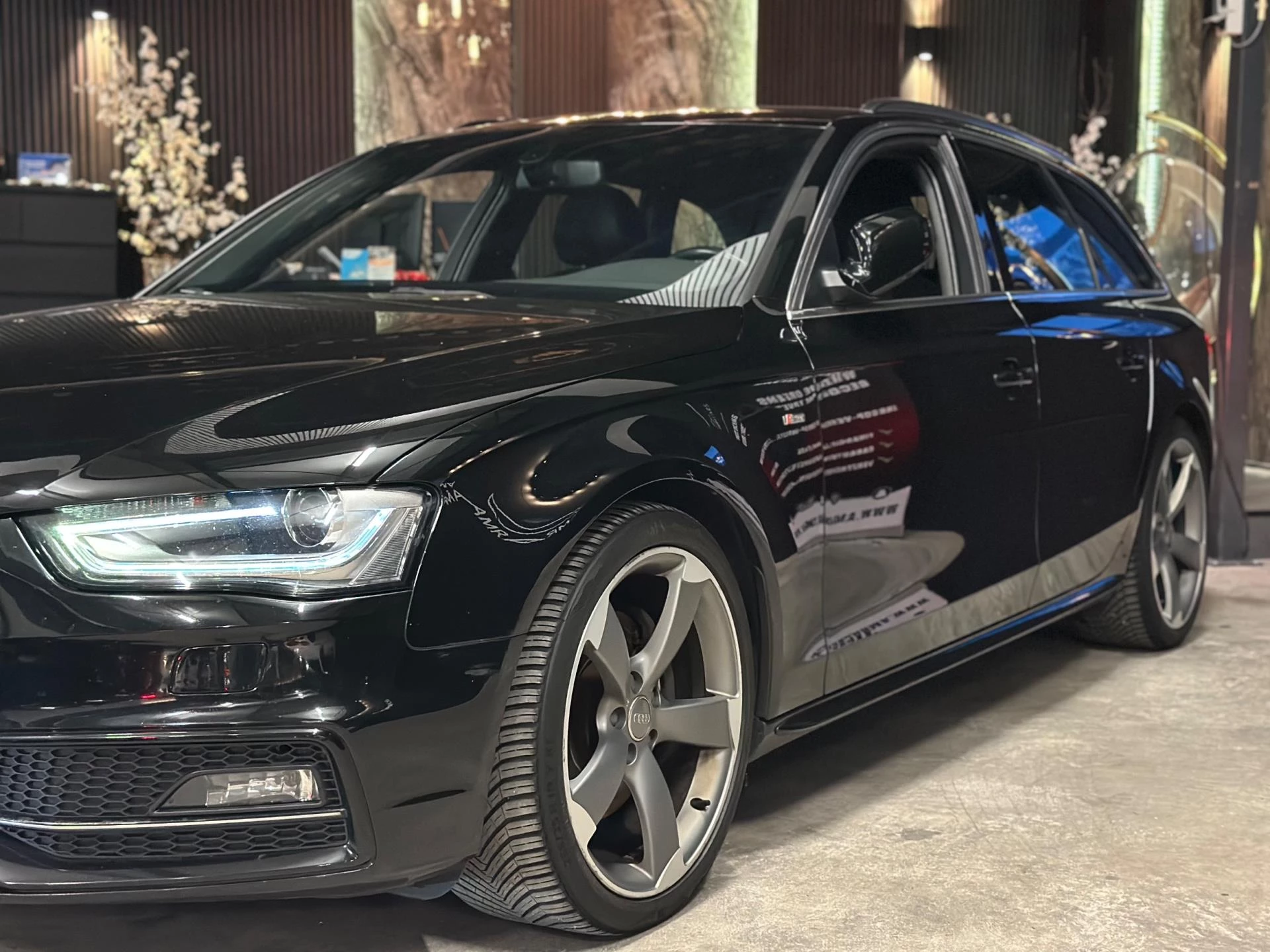 Hoofdafbeelding Audi A4