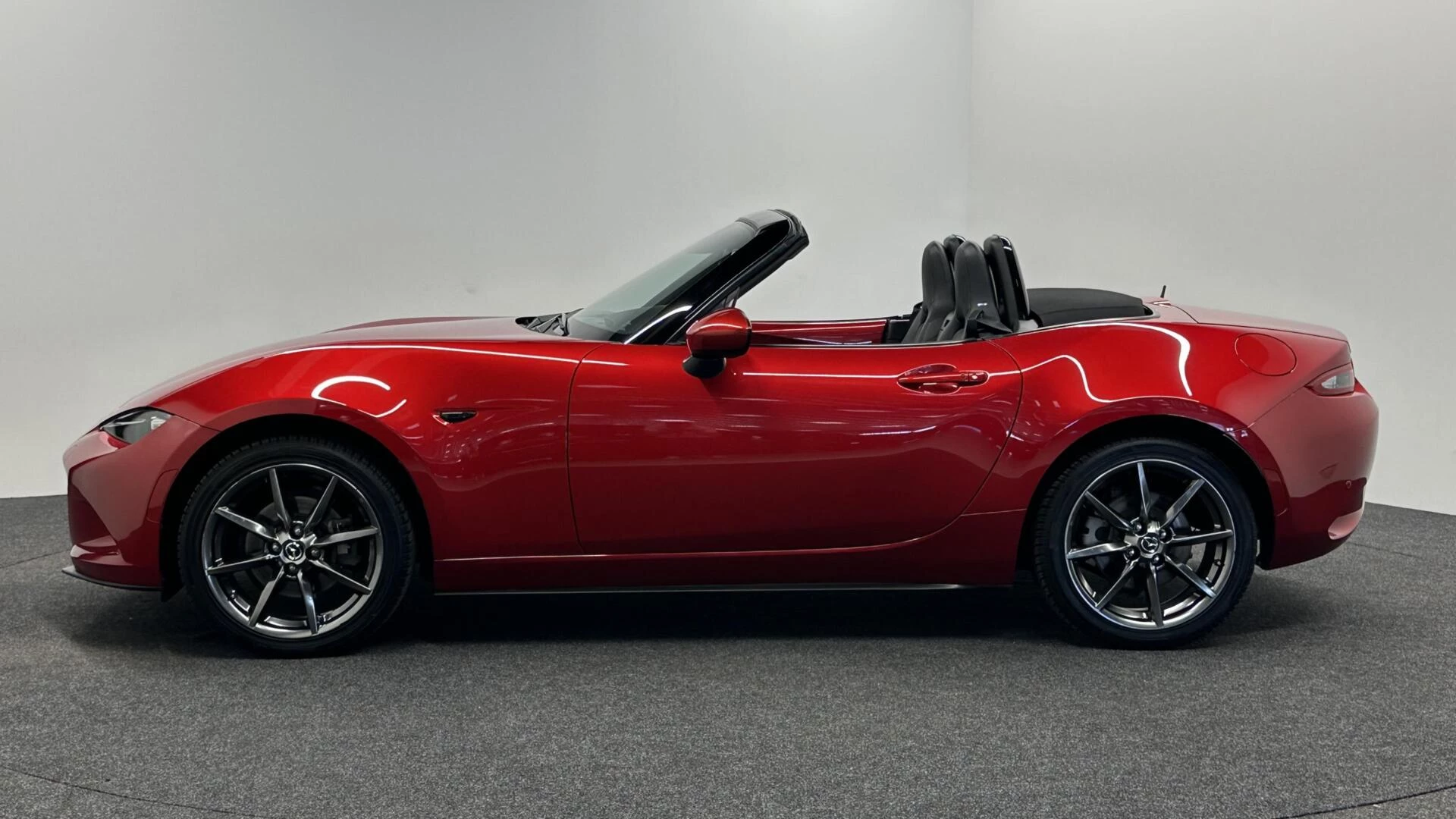 Hoofdafbeelding Mazda MX-5