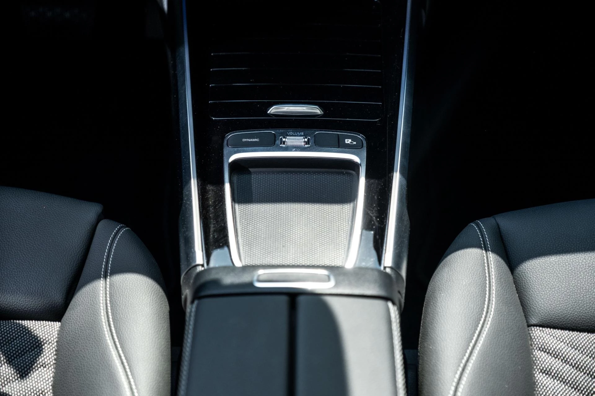Hoofdafbeelding Mercedes-Benz EQB