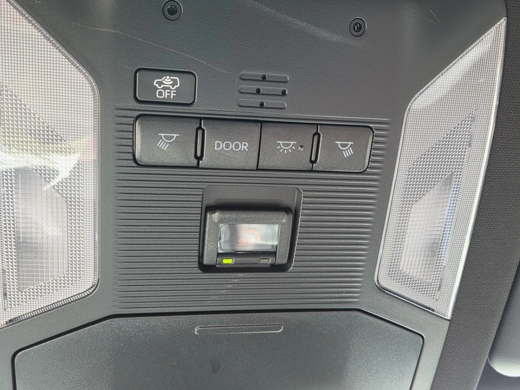 Hoofdafbeelding Suzuki Across