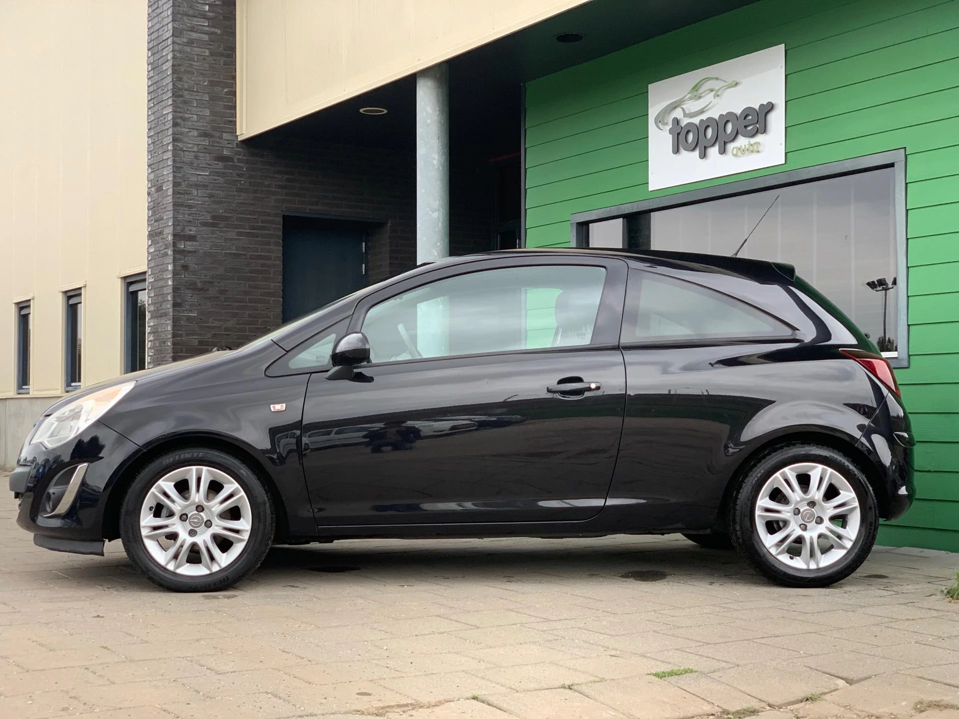 Hoofdafbeelding Opel Corsa