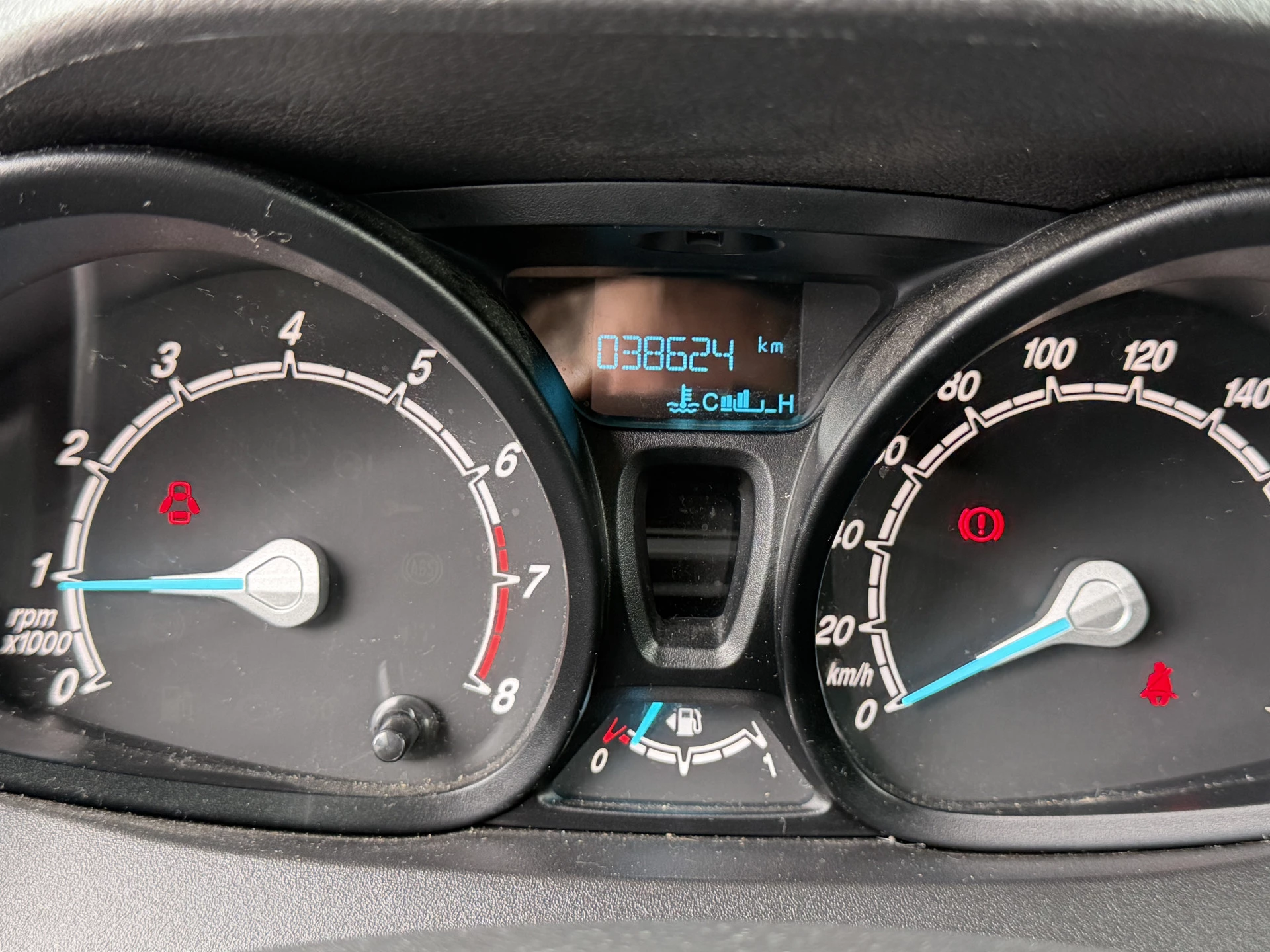 Hoofdafbeelding Ford Transit Courier