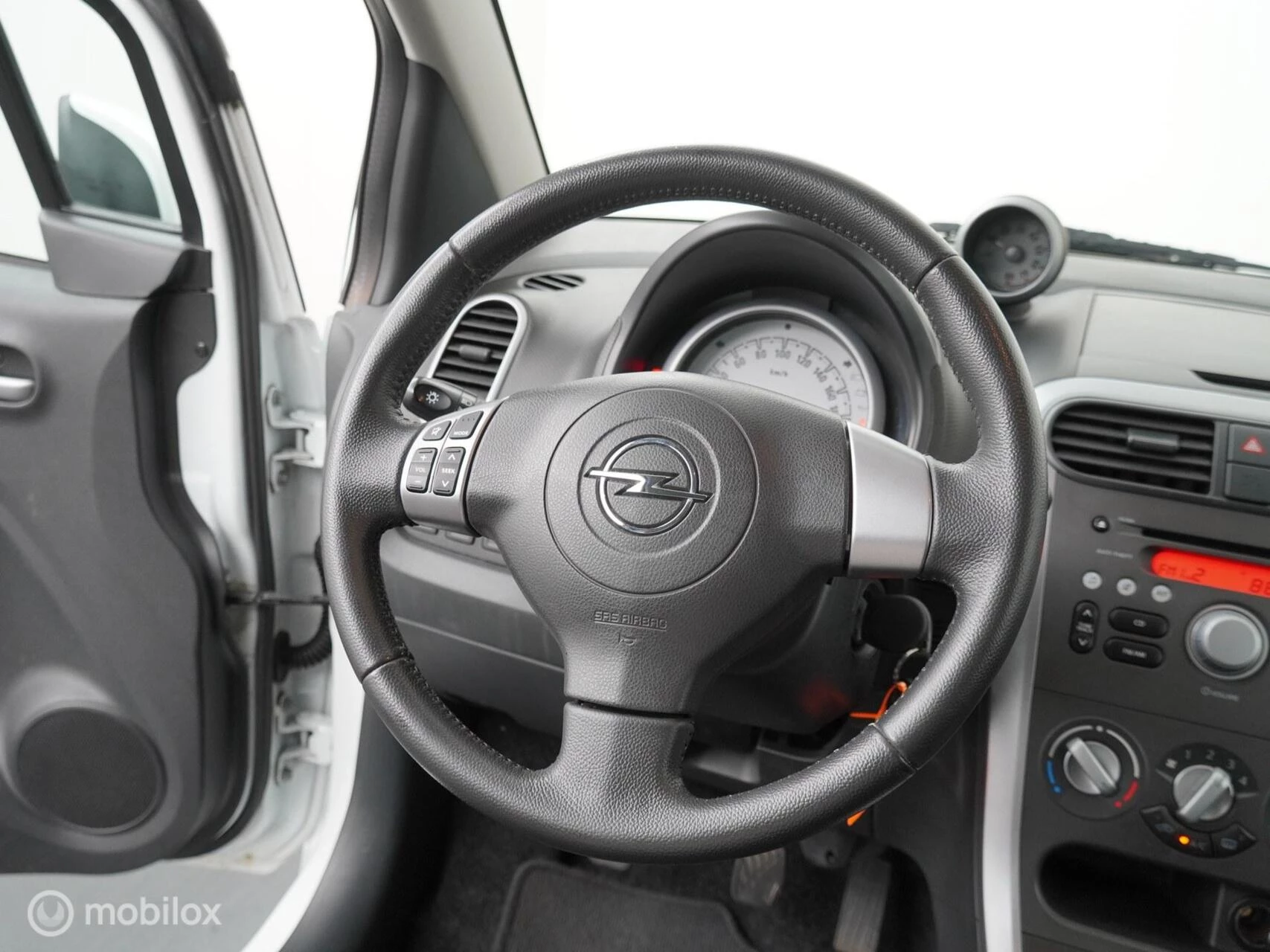 Hoofdafbeelding Opel Agila