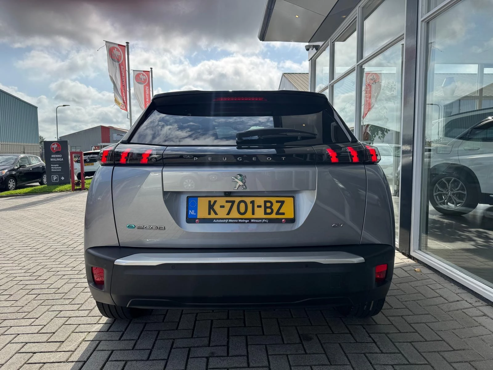 Hoofdafbeelding Peugeot e-2008