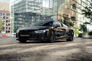 Hoofdafbeelding Audi R8 Audi R8 5.2 FSI quattro Plus - Full Option - Carbon