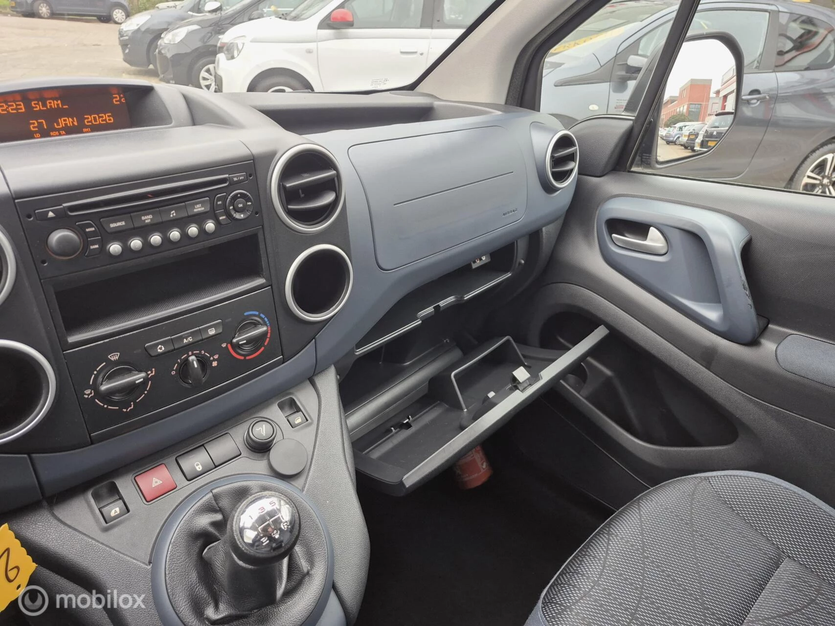 Hoofdafbeelding Peugeot Partner