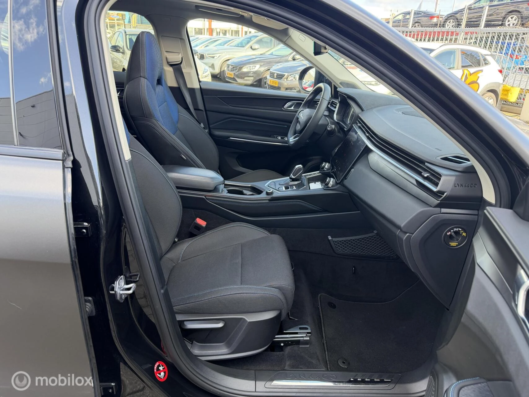 Hoofdafbeelding Lynk & Co 01