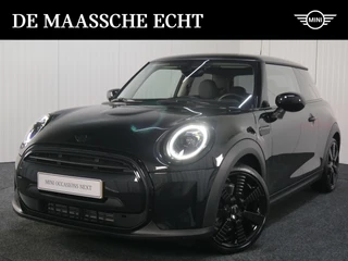 MINI Cooper Hatchback Classic Automaat / Premium Pakket / Sportstoelen / LED / Cruise Control / PDC achter / Leder