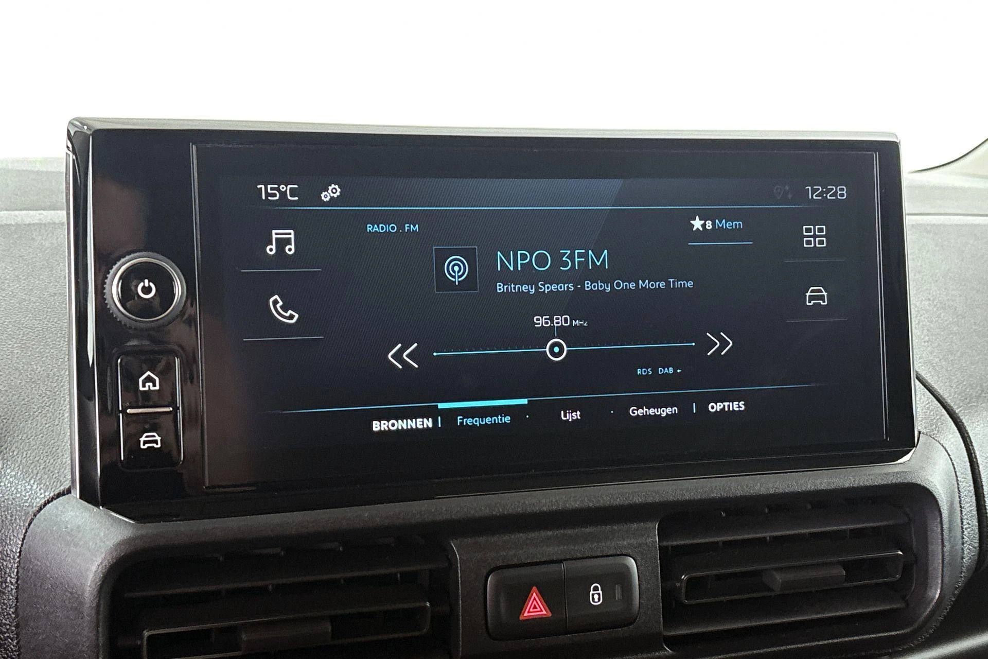 Hoofdafbeelding Peugeot e-Partner