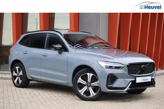 Volvo XC60 T6 Recharge AWD Plus Dark | Longe Range | Stoelverwarming | Trekhaak | Parkeercamera | BLIS | Pilot Assist | Glossy Black | Keyless