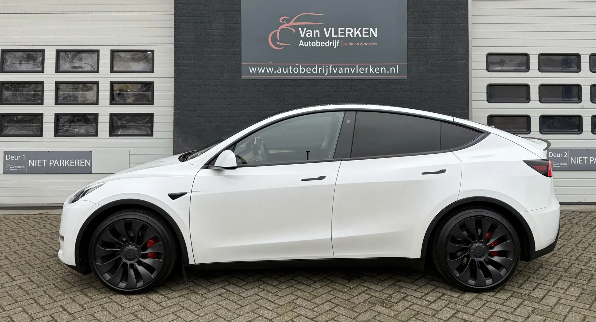 Hoofdafbeelding Tesla Model Y