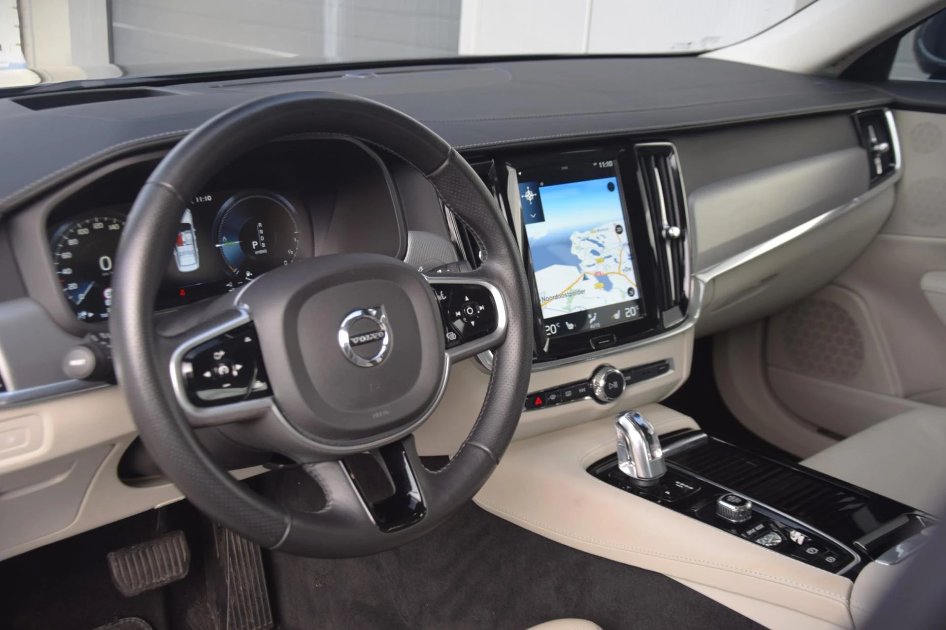 Hoofdafbeelding Volvo S90