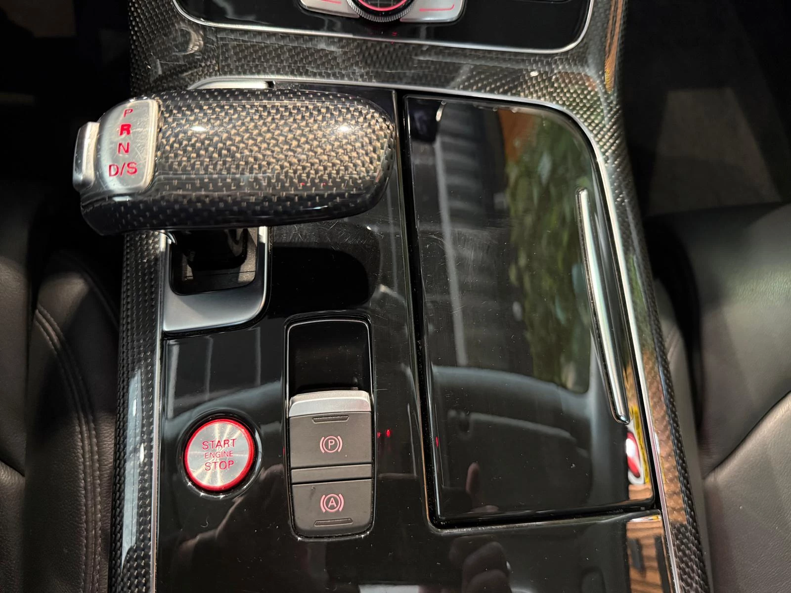 Hoofdafbeelding Audi A8