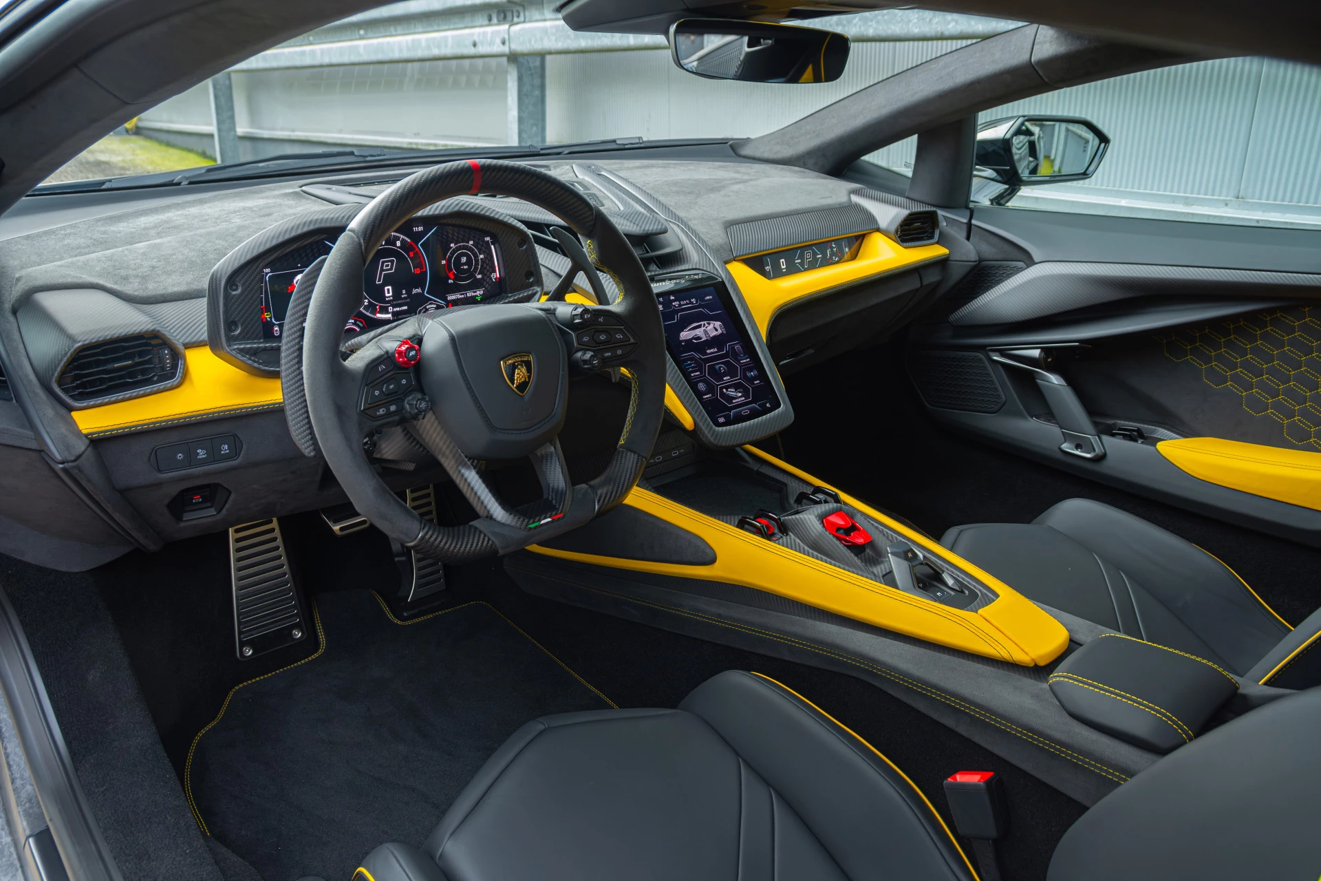 Hoofdafbeelding Lamborghini Revuelto