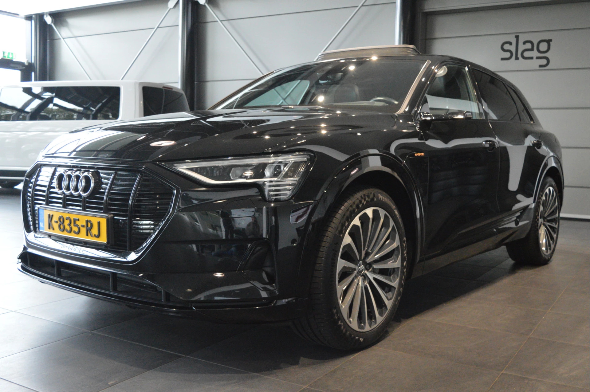 Hoofdafbeelding Audi e-tron