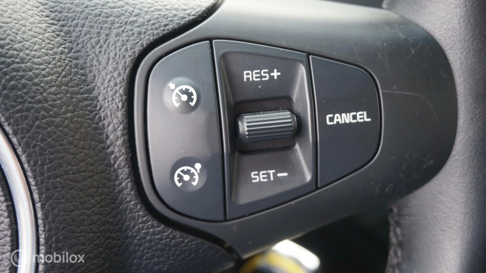 Hoofdafbeelding Kia Carens