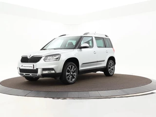 Skoda Yeti Outdoor 1.2 Tsi 110pk DSG Greentech Edition · Camera · P-Sensoren · Navi · Cruise Control · Stoelverwarming · 17'' Inch ·