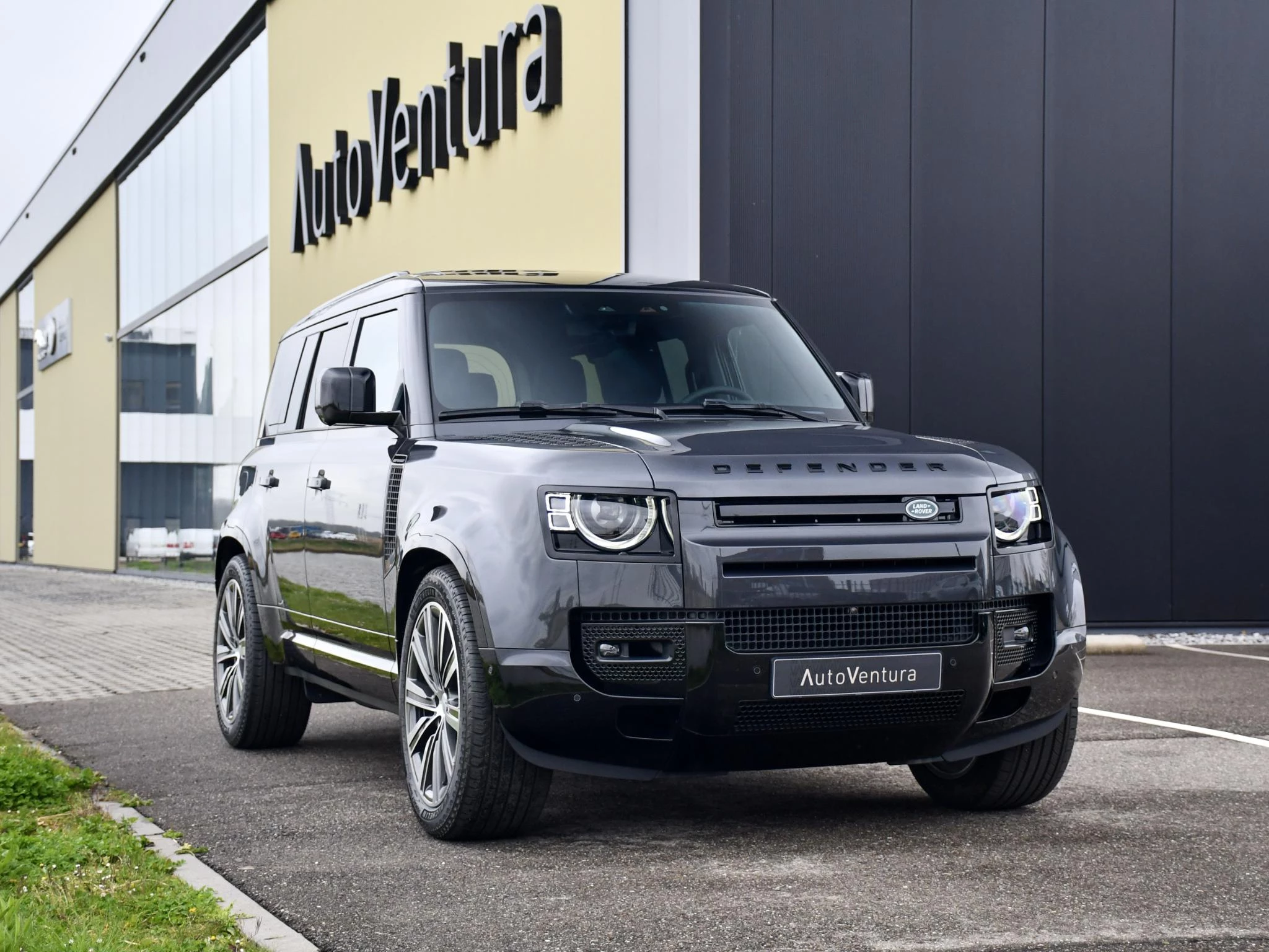 Hoofdafbeelding Land Rover Defender