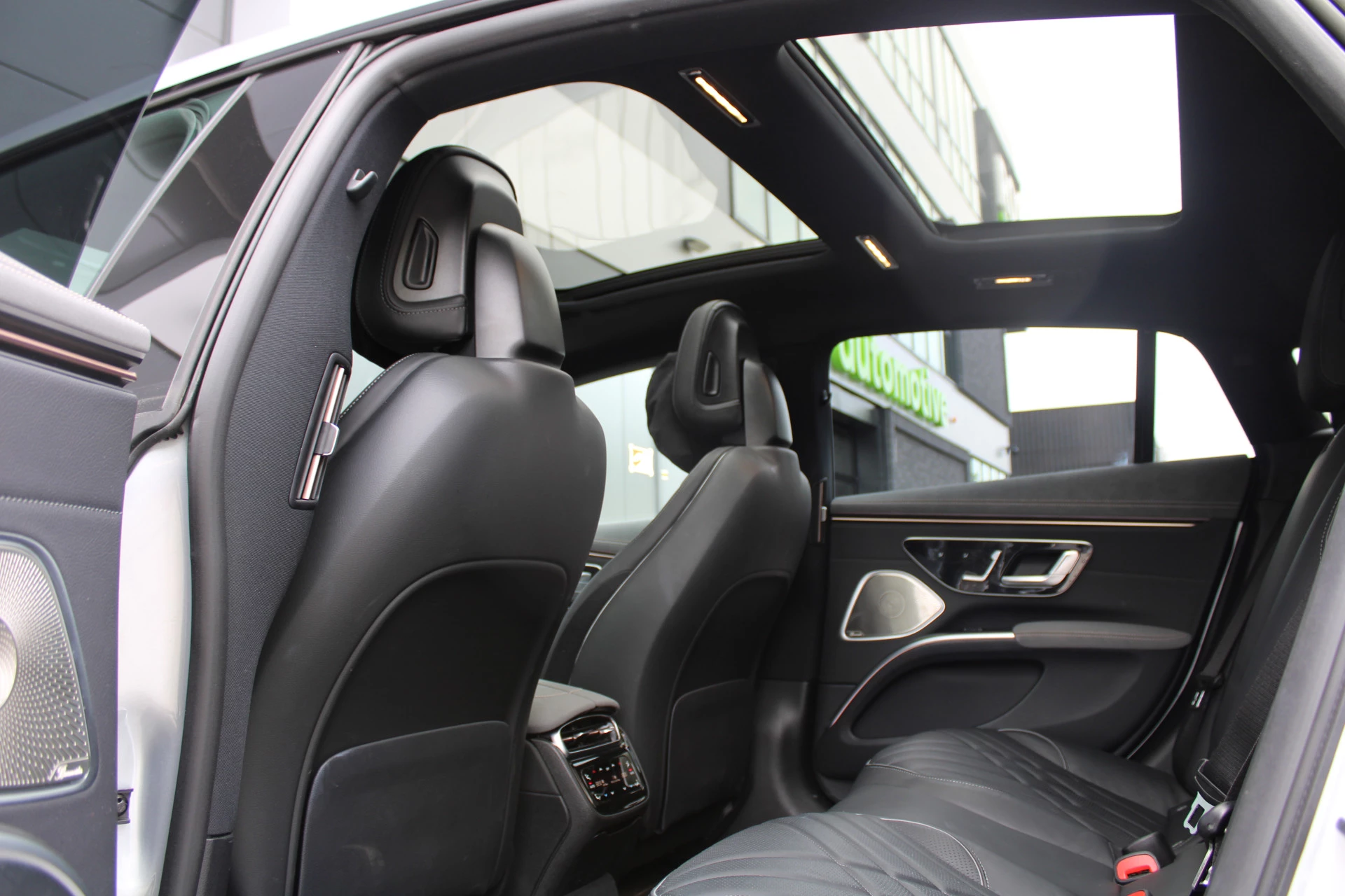 Hoofdafbeelding Mercedes-Benz EQS