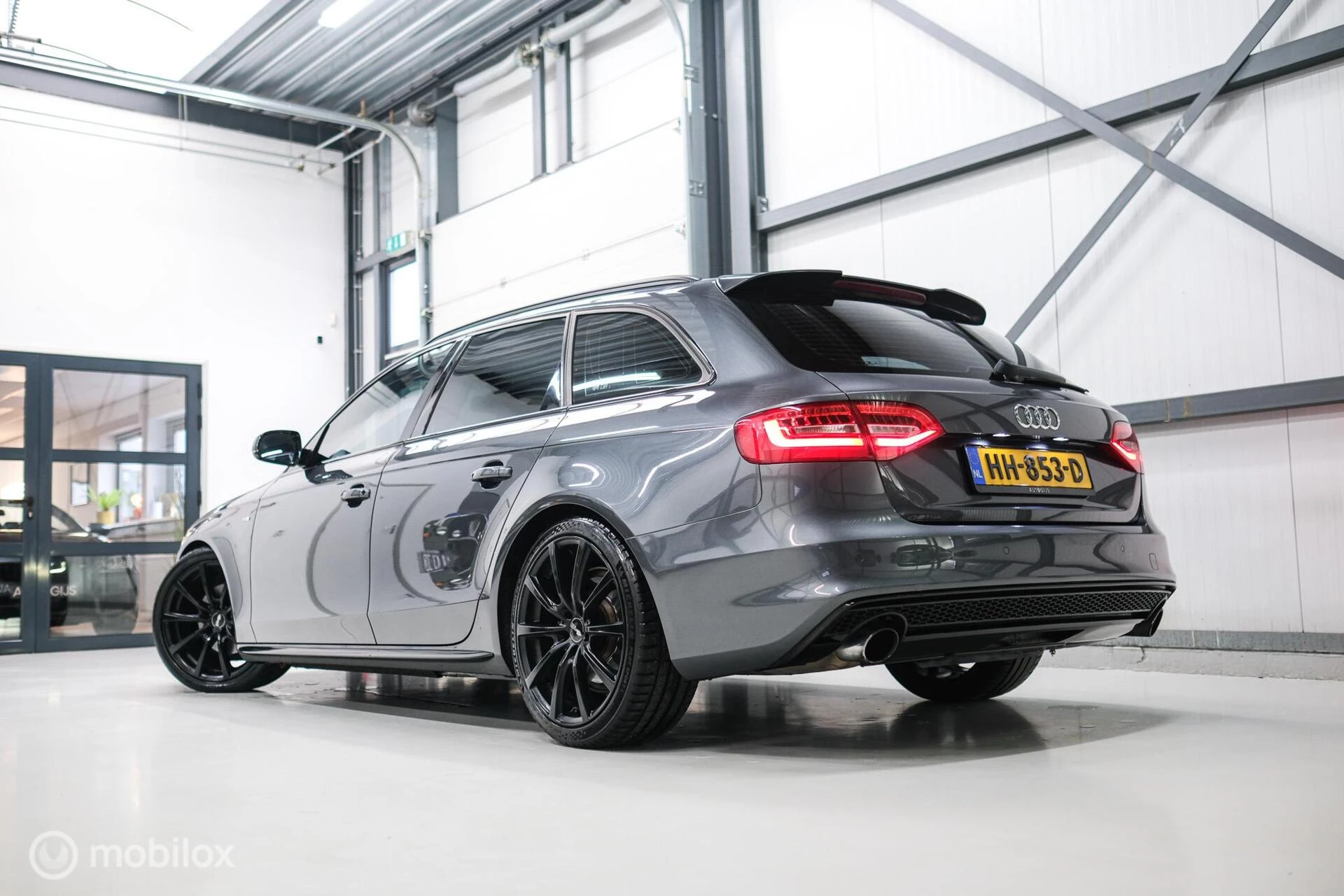 Hoofdafbeelding Audi A4