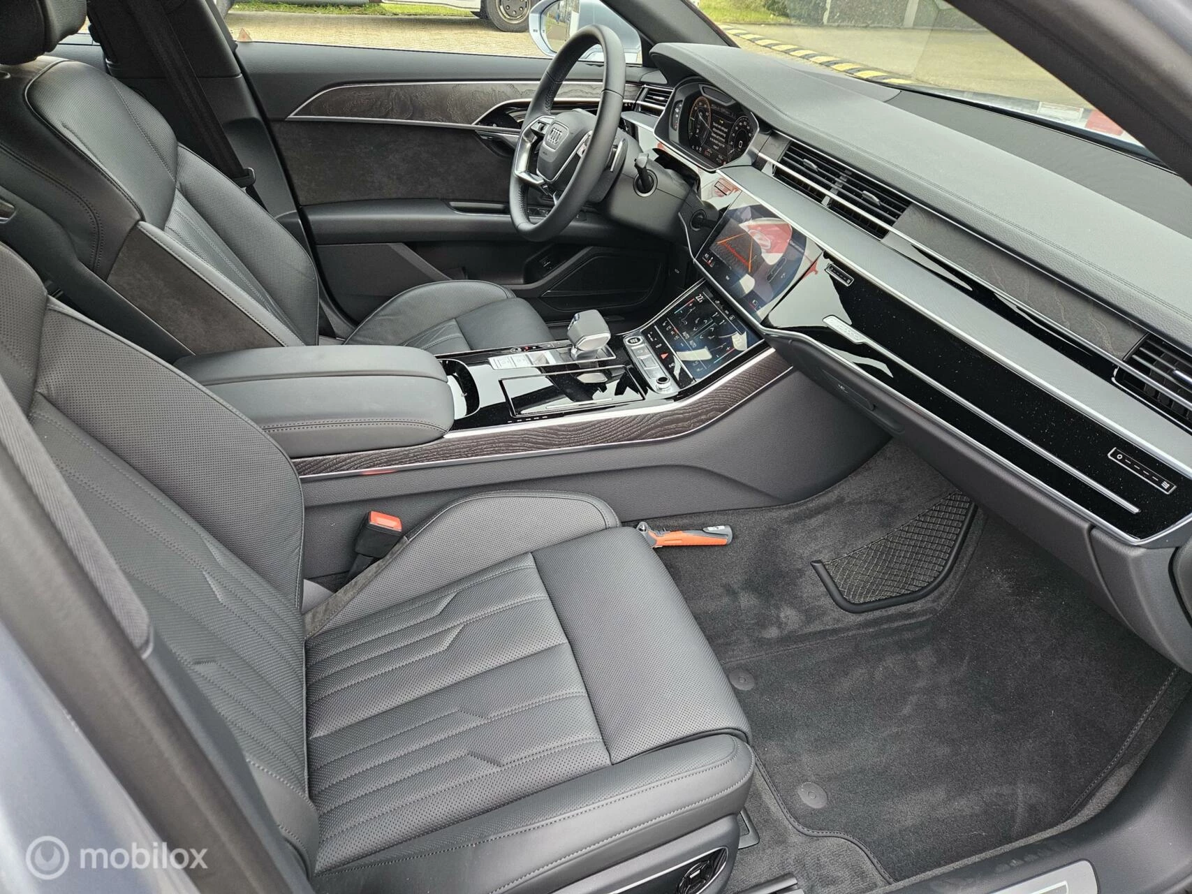 Hoofdafbeelding Audi A8